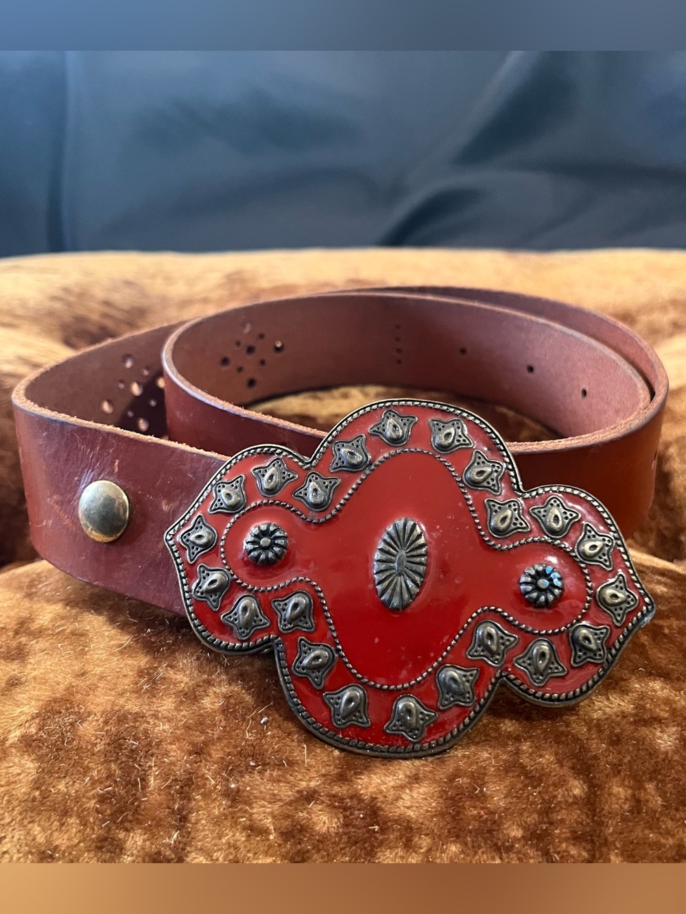 Vintage Western Leather Concho Belt | Red Silver Studded Cowgirl Boho M